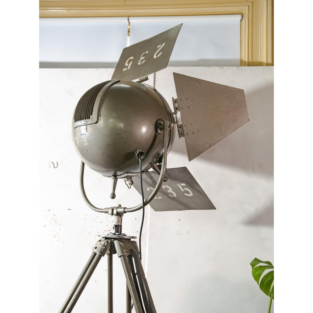 Green Fiberglass Film Studio Spotlight Floor Lamp from Mole-Richardson, England, 1950s For Sale - Image 8 of 18