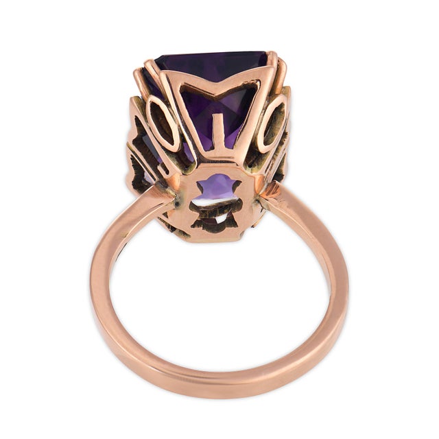 Mid 20th Century Victorian 8.00 Carat Amethyst 9k Rose Gold Cocktail Ring, Size 6.5 For Sale In Los Angeles - Image 6 of 6