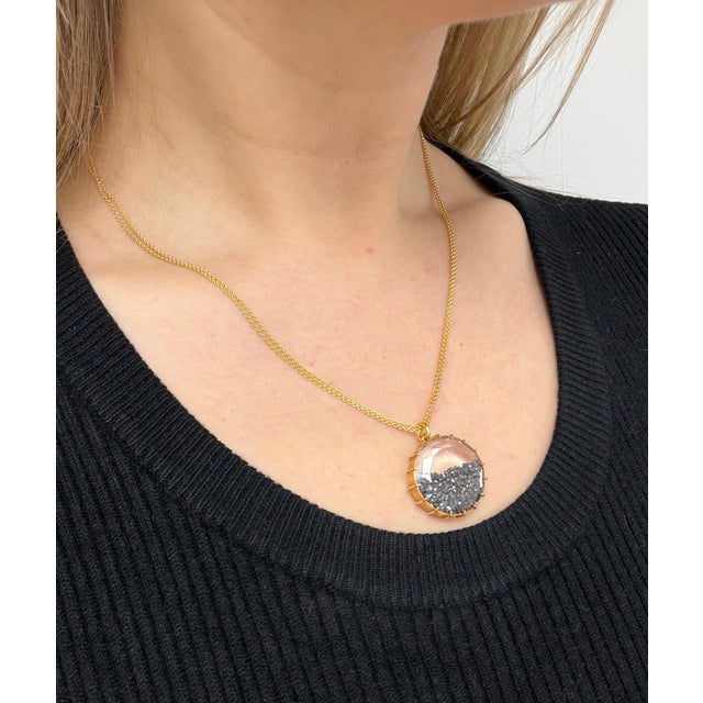 Early 21st Century Renee Lewis, Black Diamond Shaker Pendant Necklace 18k Yellow Gold For Sale - Image 5 of 5