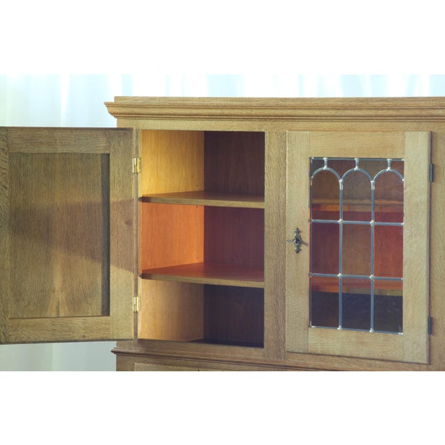 Vintage Oak Brutalist Display Cabinet with Leaded Glass in the style of Kjærnulf, Denmark, 1960s For Sale - Image 4 of 18