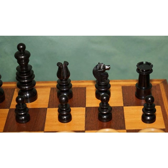 Vintage English Pattern Boxwood & Ebonised Chess Set, 1950, Set of 32 For Sale - Image 6 of 16