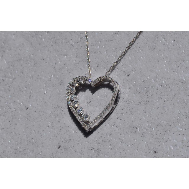 Contemporary The Chandler Heights: Natural Diamond Heart in White Gold For Sale - Image 3 of 4