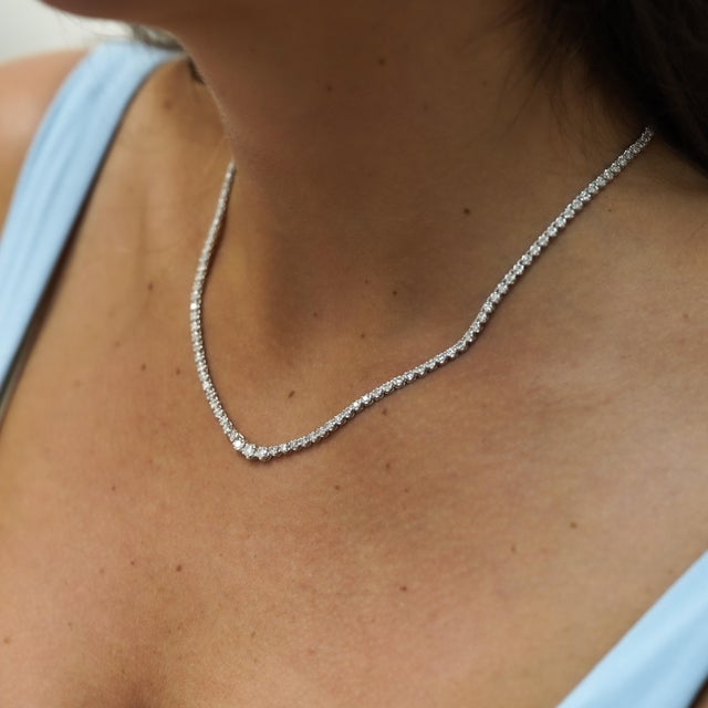 Modern 3.5 Carat Diamond Cupcake Graduated Tennis Necklace For Sale - Image 3 of 9