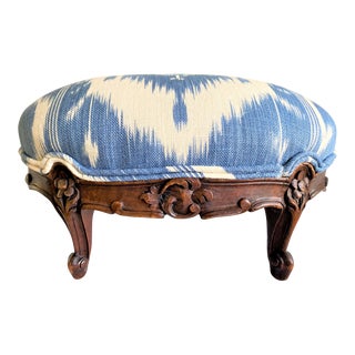 19th Century French Hand Carved Petite Low Footstool in Blue & White Clarence House Linen Upholstery For Sale