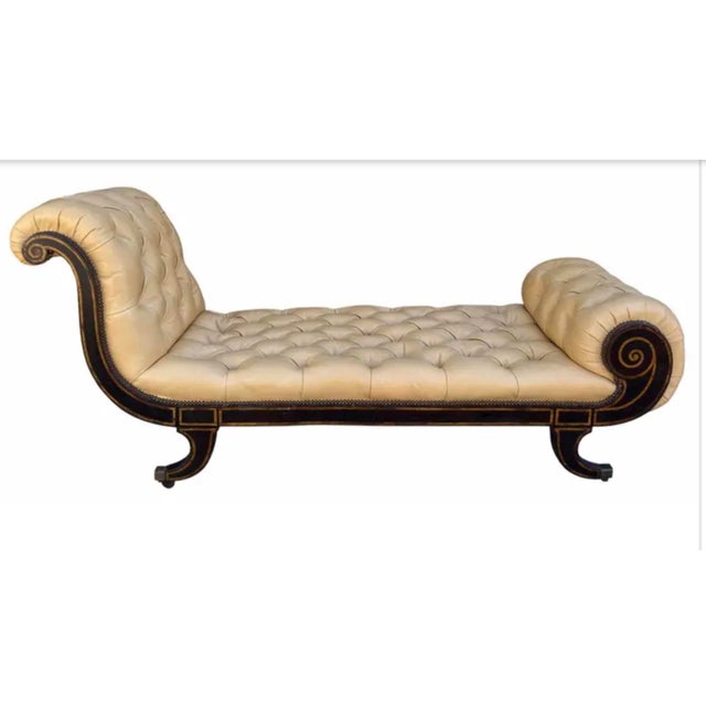 Traditional Antique Regency Period Tufted Leather Chaise Lounge c.1810 For Sale - Image 3 of 12