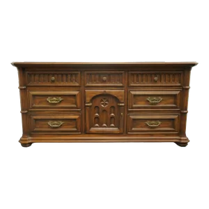 Thomasville Furniture Kenilworth Collection Rustic European Style 68" Triple Door Dresser 275-4