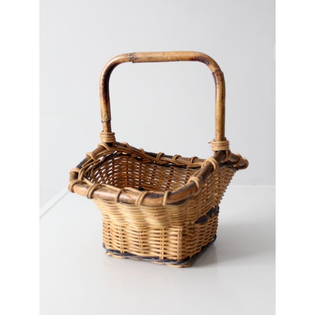 Vintage Gathering Basket With Handle For Sale - Image 4 of 10