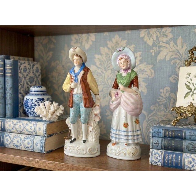 French Provincial Pair of “Made in Occupied Japan” Porcelain Staffordshire-Style Figurines, Circa 1945–1952 For Sale - Image 3 of 10