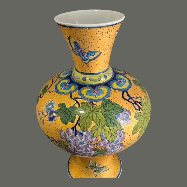 Vintage Chinoiserie Temple Tall Vase Heavily Gilded Floral Grapes Butterflies For Sale - Image 4 of 10