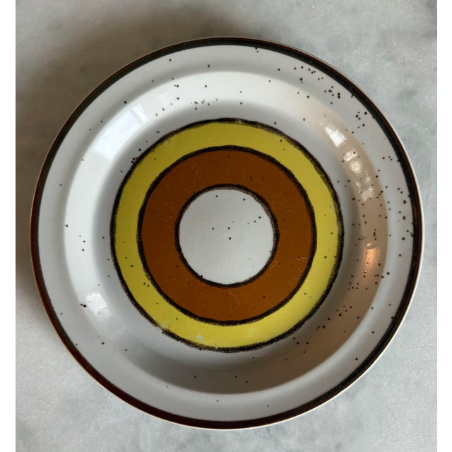 1970s Set of 6 Vintage Speckled Bullseye Stoneware Small Plates by Hearthside For Sale - Image 5 of 8