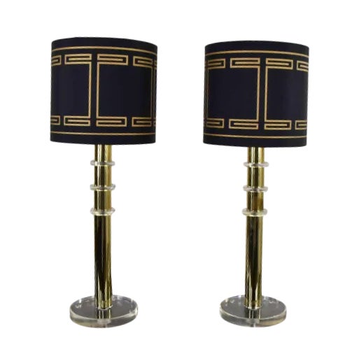1970s Modern Hollywood Regency Lamps Lucite & Brass Plate Black With Shades Style Karl Springer - A Pair For Sale