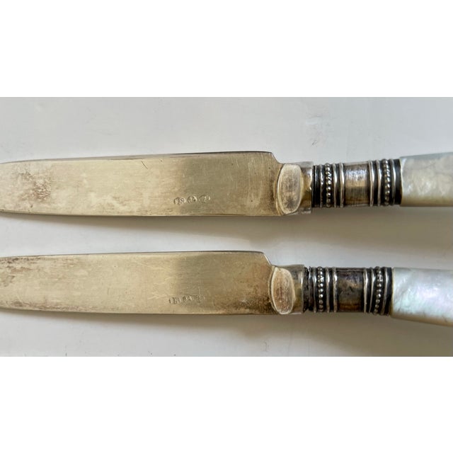 Silver Late 19th Century Mother-of-Pearl & Silver Plate Spreaders – Set of 7 For Sale - Image 8 of 9