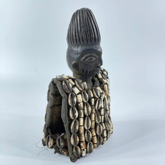 African Early 20th Century Yoruba Ibeji Figure with Cowrie Shell Vest Nigeria For Sale - Image 3 of 9