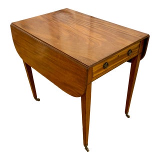 Important Georgian Pembroke Table For Sale