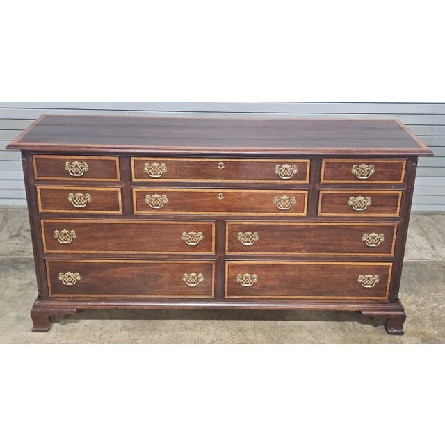 Chippendale Late 20th Century Stickley Banded Mahogany Dresser Chest of Drawers Dovetail Construction For Sale - Image 3 of 15