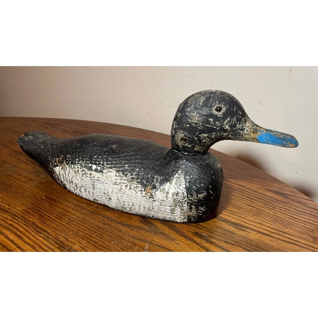 1920s Antique 1920s Hand Carved Wood Folk Art Bluebill Drake Duck Decoy Bird Sculpture For Sale - Image 5 of 12
