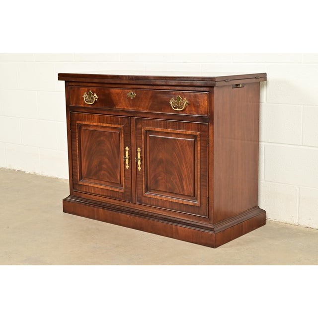 Drexel Heritage Georgian Flame Mahogany Flip Top Buffet Server or Bar Cabinet For Sale - Image 16 of 16