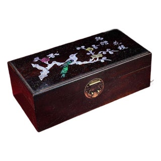 Vintage Chinese Rosewood Box With Mother of Pearl "Bird on Branch" Inlay For Sale