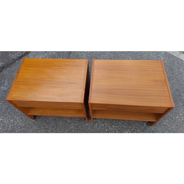 Tan Late 20th Century Pair Scandinavian Modern Teak Rolling Side Tables or Nightstands For Sale - Image 8 of 9