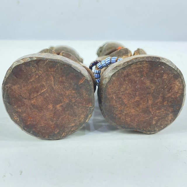 Brown Early 20th Century Yoruba Ibeji Pair of Twin Figures Nigeria MATTER COLLECTION For Sale - Image 8 of 10