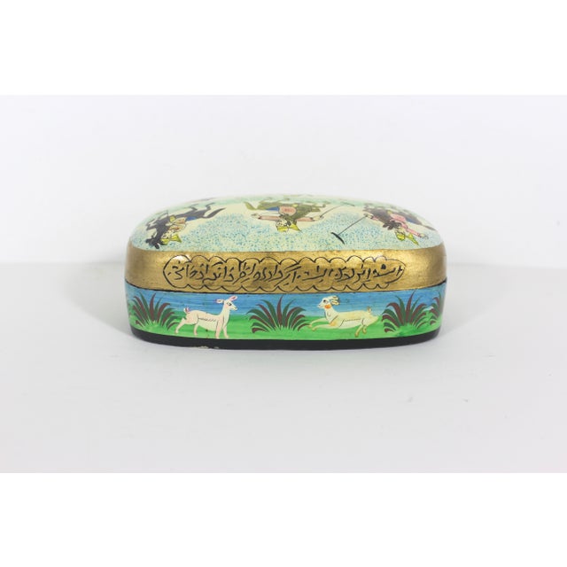 Vintage Hand Painted Kashmir Trinket Box With Horses Polo Gold Handmade in India, Papier Maché, Paper Mache For Sale - Image 4 of 10