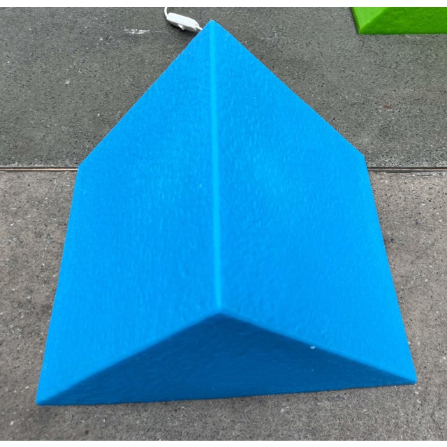 Postmodern Blue Prism Shape Floor or Table Lamp from Heico, 1980s For Sale - Image 4 of 18