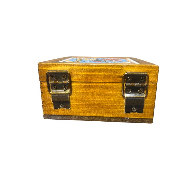 1990s Ceramic Jewelry Box With Velvet Lining For Sale - Image 12 of 14