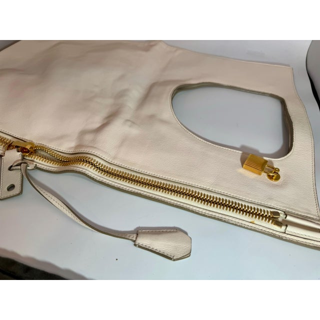 Authentic TOM FORD Alix flat tote Shoulder bag , ALIX Leather Handbag White, New For Sale - Image 9 of 18