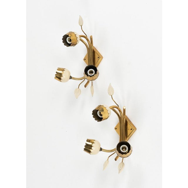 Mid-Century Brass Tulip Flower Wall Sconces, Italy, 1950s, Set of 2 For Sale - Image 4 of 18
