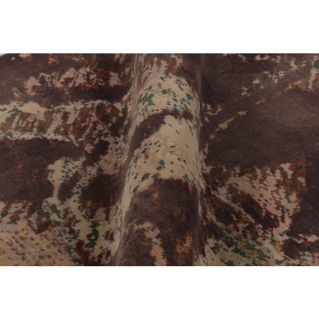 Rug & Kilim Art Deco-Inspired Rug, Beige-Brown Geometric Gallery Runner For Sale - Image 9 of 10