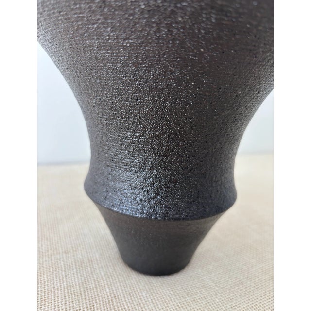 2020s Striking Modernist Studio Art Pottery "Vase 028" by Nozumi Fujii, Japanese Ceramicist For Sale - Image 5 of 11