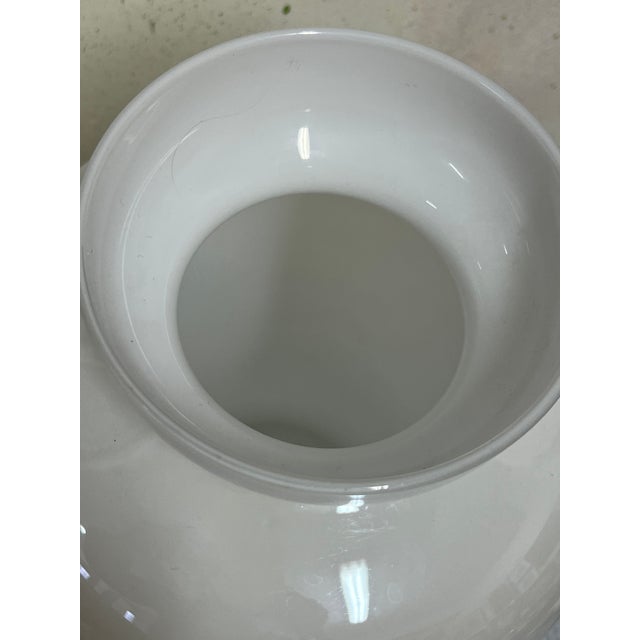 Opaque White Glass Vase, Italy, 1980s For Sale - Image 4 of 7