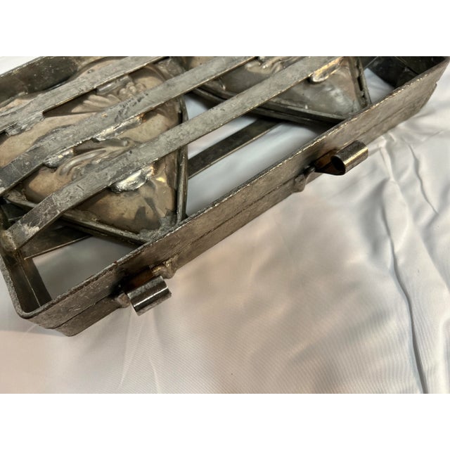 Antique Double Heart Metal Chocolate Mold. Great Farmhouse decor.this double hinged heart makes heart shape molds that are...