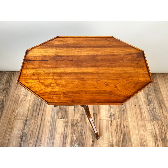 Wood Vintage Federal Style Cherry Octagonal Tilt Top Candlestand by Stickley For Sale - Image 7 of 9