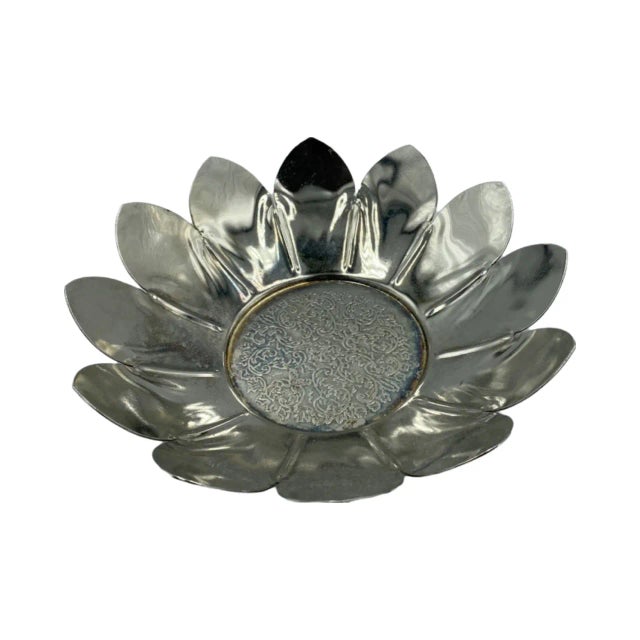 Details: -The lotus flower represents purity, strength, resilience, and rebirth -Perfect to use as a candy, trinket, or...