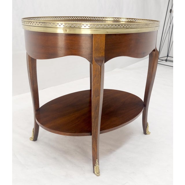 Traditional Baker Brass Gallery & Feet Oval Top Two Tier Side End Lamp Table Stand MINT For Sale - Image 3 of 17