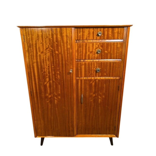 Mid-Century Modern Teak Wardrobe by Austinsuite, 1960 For Sale - Image 15 of 15