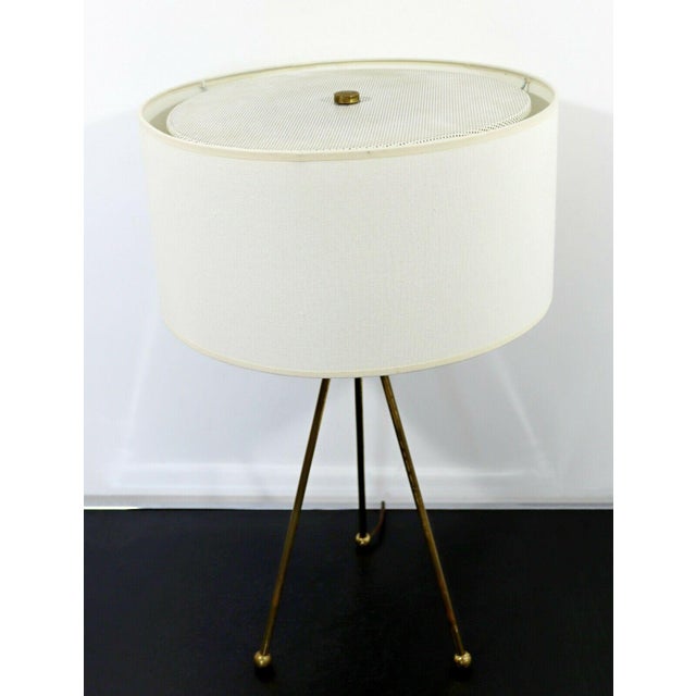 Mid-Century Modern Mid Century Modern 3 Legged Metal Table Lamp 1960s For Sale - Image 3 of 8