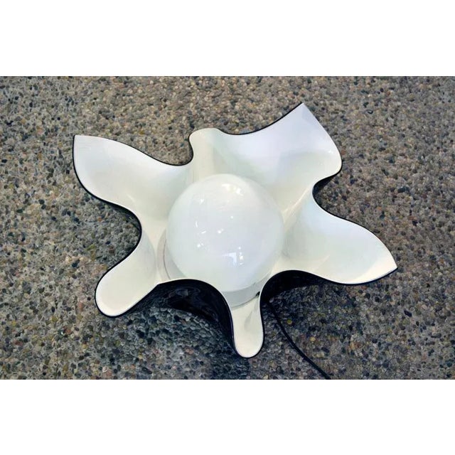 Glass Fazzoletto Plastic Lamp from Guzzini, 1970s For Sale - Image 7 of 7