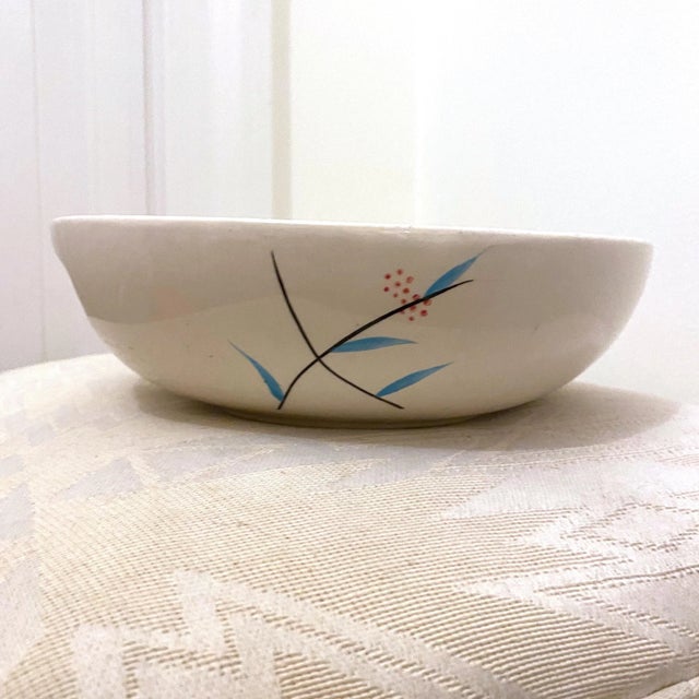 Mid-Century Modern Mid-Century Porcelain Divided Vegetable Dish With Turquoise and Pink For Sale - Image 3 of 9