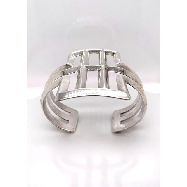 Pine Springs Cast Sterling Silver Navajo Bracelet from Woodward's Indian Shop For Sale In Philadelphia - Image 6 of 10