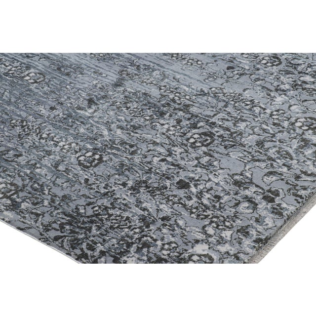 Contemporary Rug & Kilim’s Abstract Floral Rug in Tones of Gray and Black “Shakaviz” For Sale - Image 3 of 7