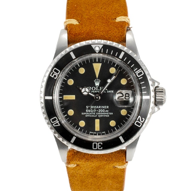 Modern Vintage Rolex Submariner Date 40mm 1680 Brown Buttery Yellow Lume Steel Watch For Sale - Image 3 of 12