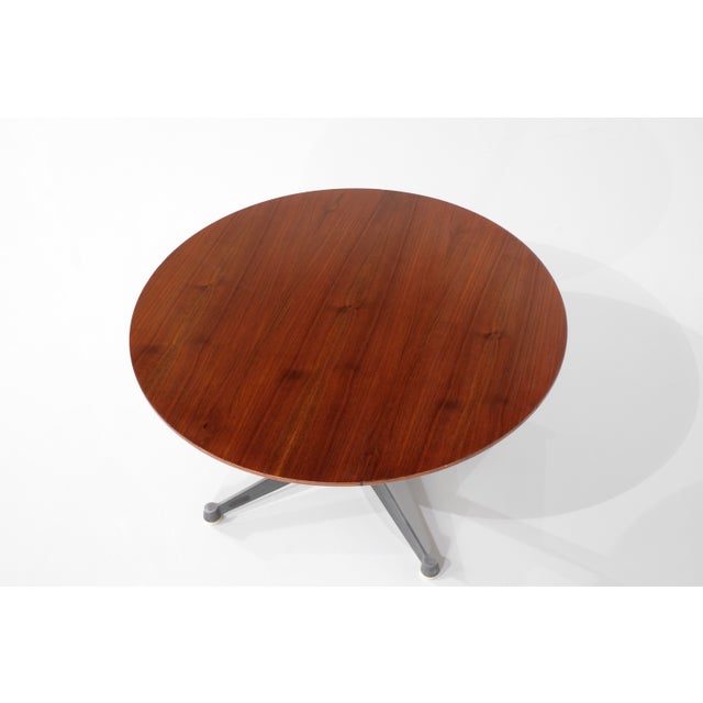 1960s Coffee Table by Charles and Ray Eames for Herman Miller, 1960s. For Sale - Image 5 of 16