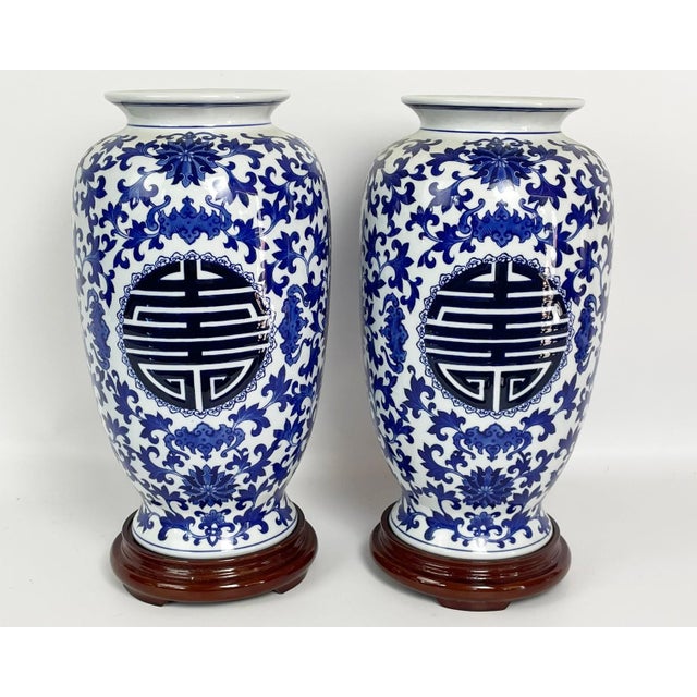 Pair of Blue & White Chinese Export Style Porcelain Floor Vases on Hardwood Stands, 18" Tall For Sale - Image 4 of 8