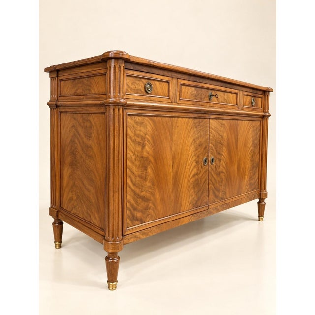 Early 20th Century Louis XVI Sideboard in Walnut and Veneer For Sale - Image 3 of 7