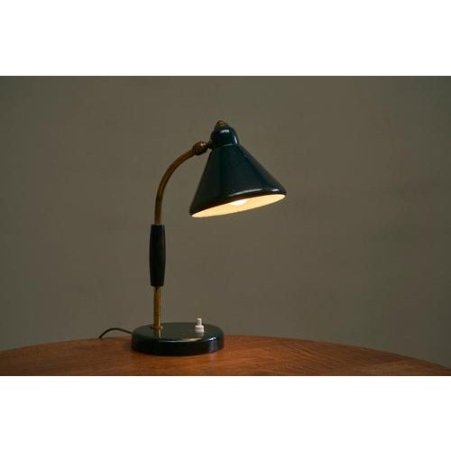 Italian Table Lamp in Forest Green Lacquered Metal and Brass, 1960s ...
