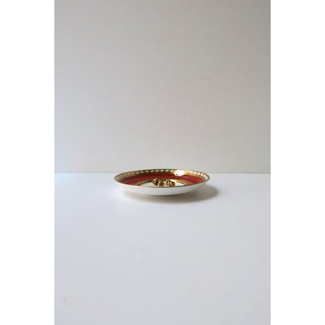Ceramic Tiffany & Co Porcelain Jewelry Dish, Midcentury Modern, Circa Mid 20th Century For Sale - Image 7 of 9
