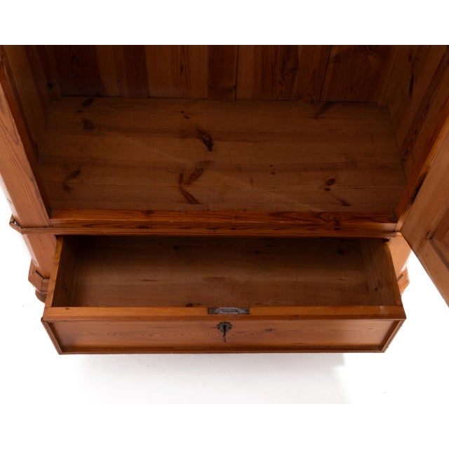 Scandinavian Single Door Pine Wardrobe Pagoda Crown Bun Feet Two Keys Original Condition 1880s For Sale - Image 15 of 15