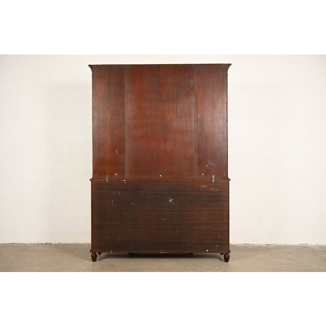 Kittinger English Regency Carved Mahogany and Rosewood Breakfront Bookcase Cabinet, Circa 1960s For Sale - Image 16 of 17